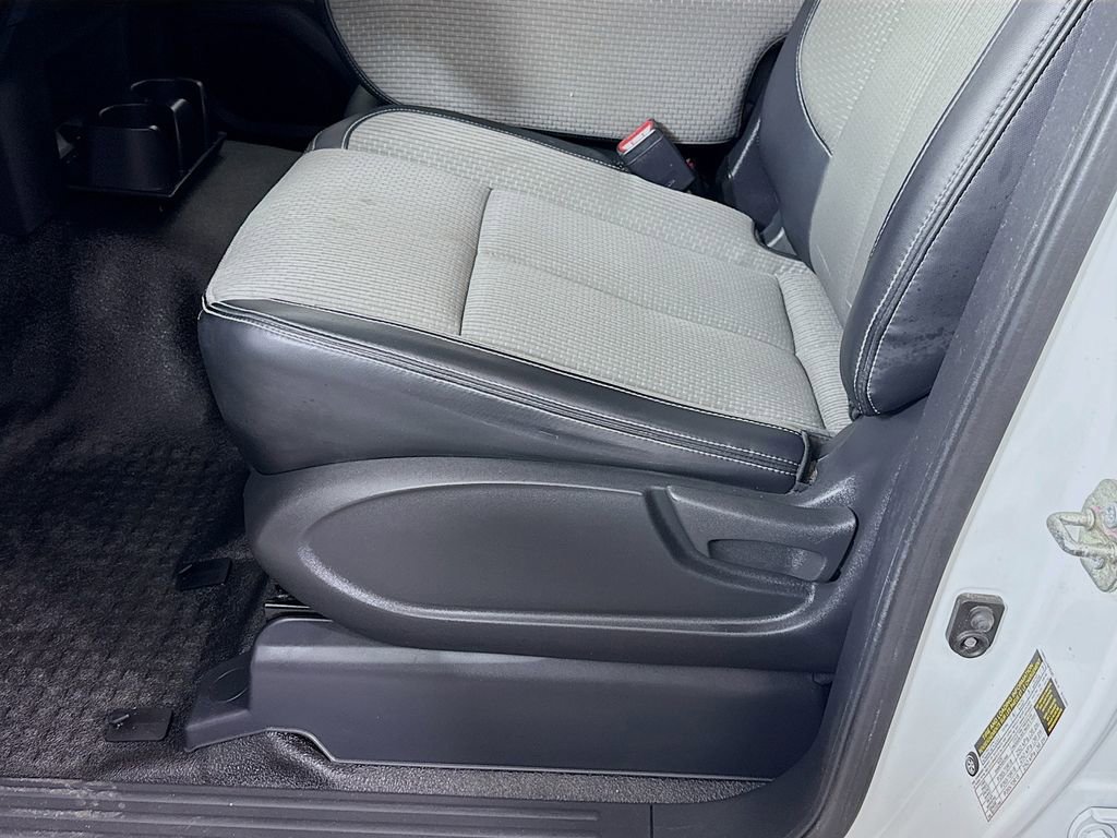 Used 2017 Nissan Titan S image 21