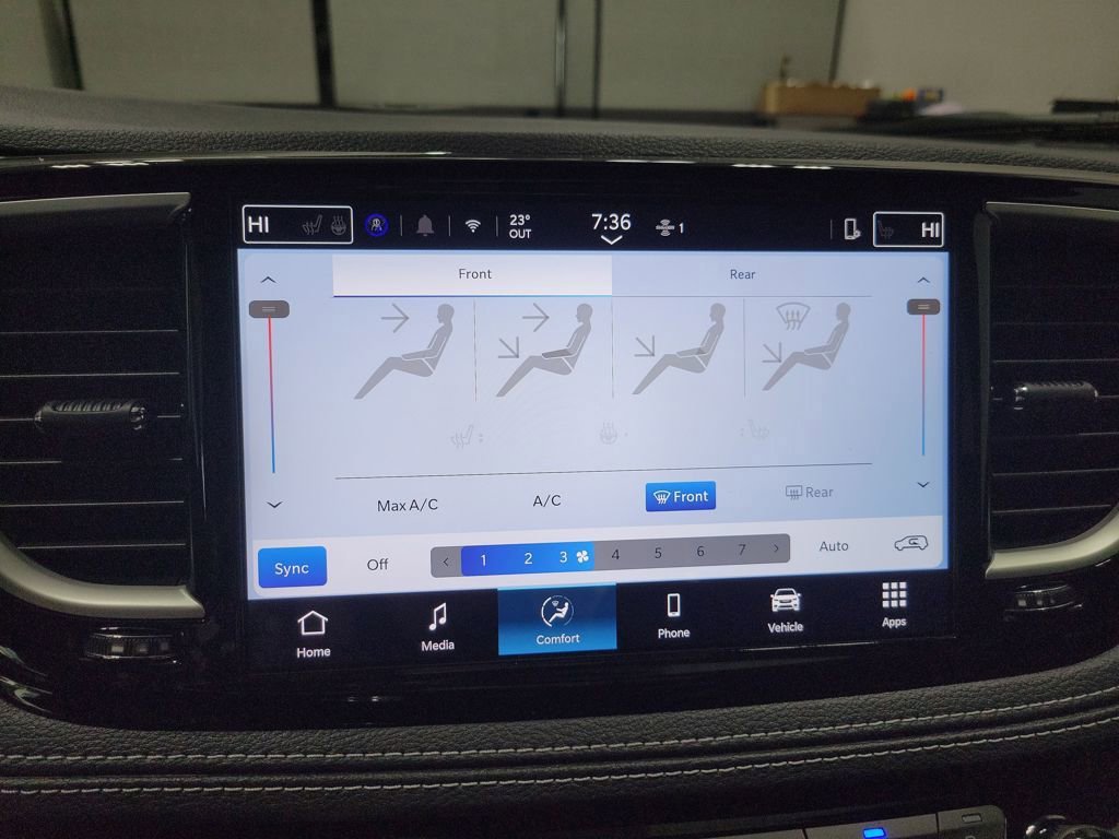 New 2026 Chrysler Pacifica Select w/ S Appearance Package AWD/4WD image 21