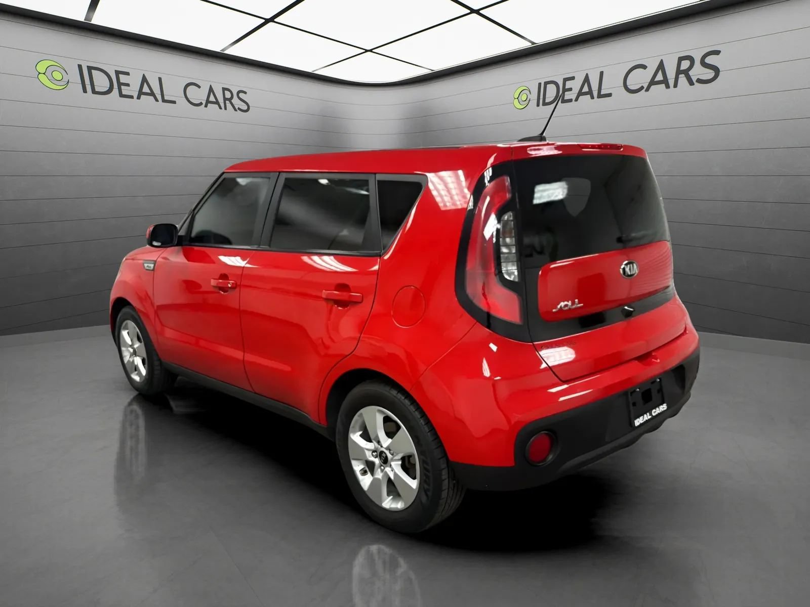 Used 2019 Kia Soul FWD image 7