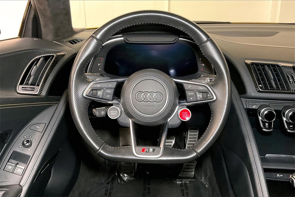 Used 2017 Audi R8 V10 image 9