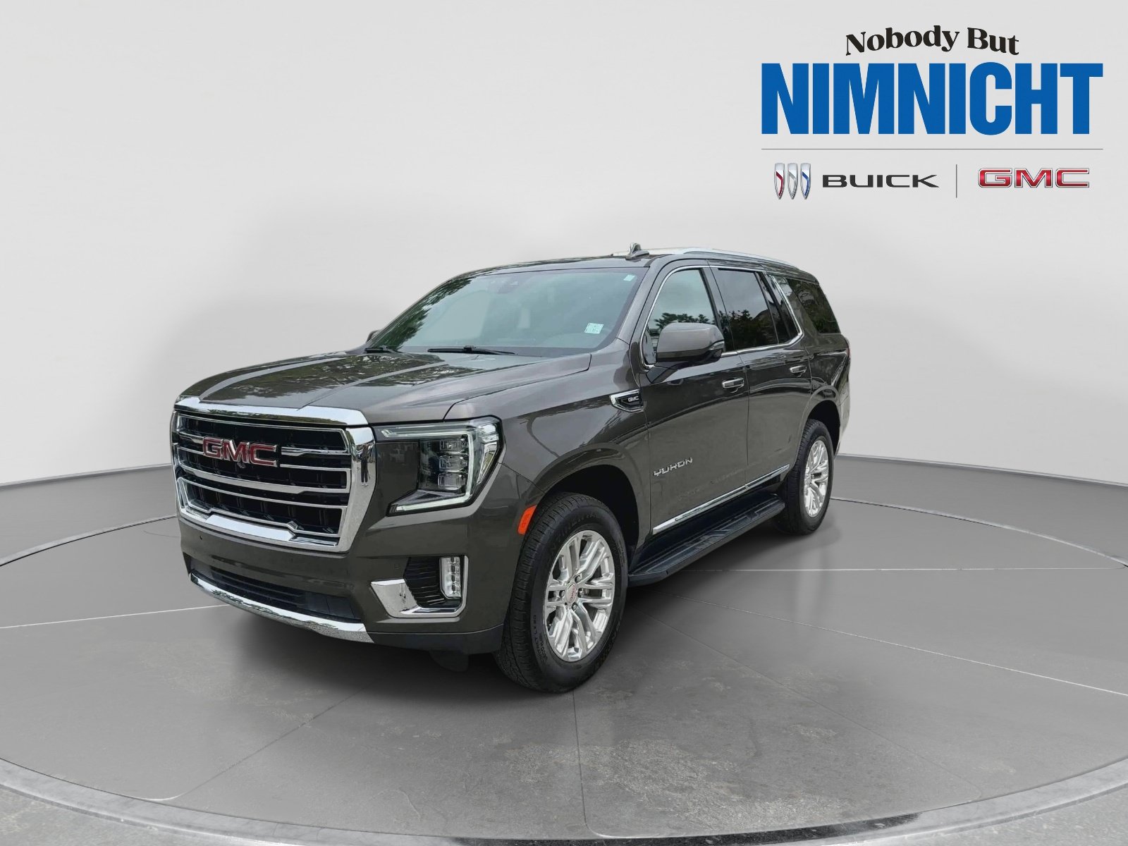 Used 2021 GMC Yukon SLT w/ SLT Premium Package AWD/4WD image 3