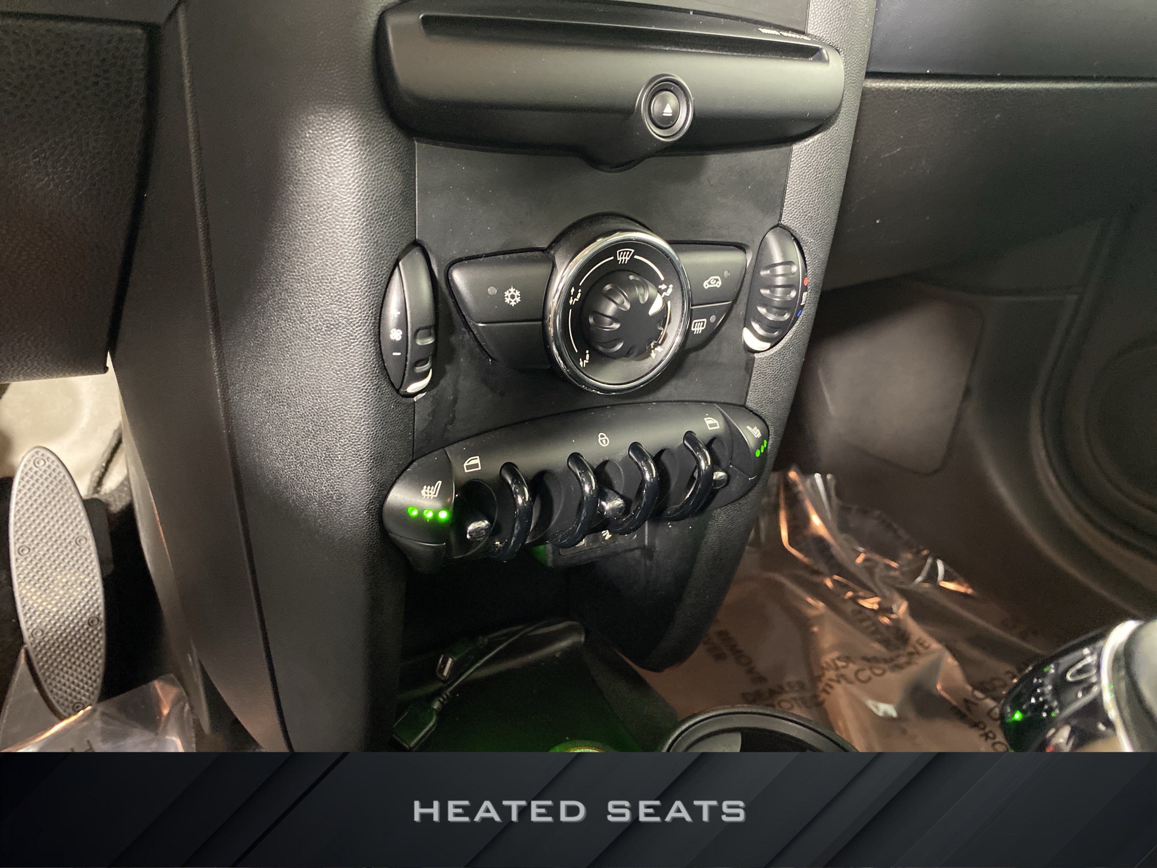 Used 2012 MINI Cooper Hardtop FWD image 3