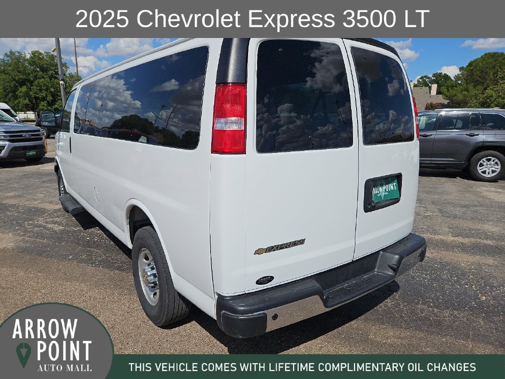 Used 2025 Chevrolet Express 3500 LT w/ LT Preferred Equipment Group RWD image 9