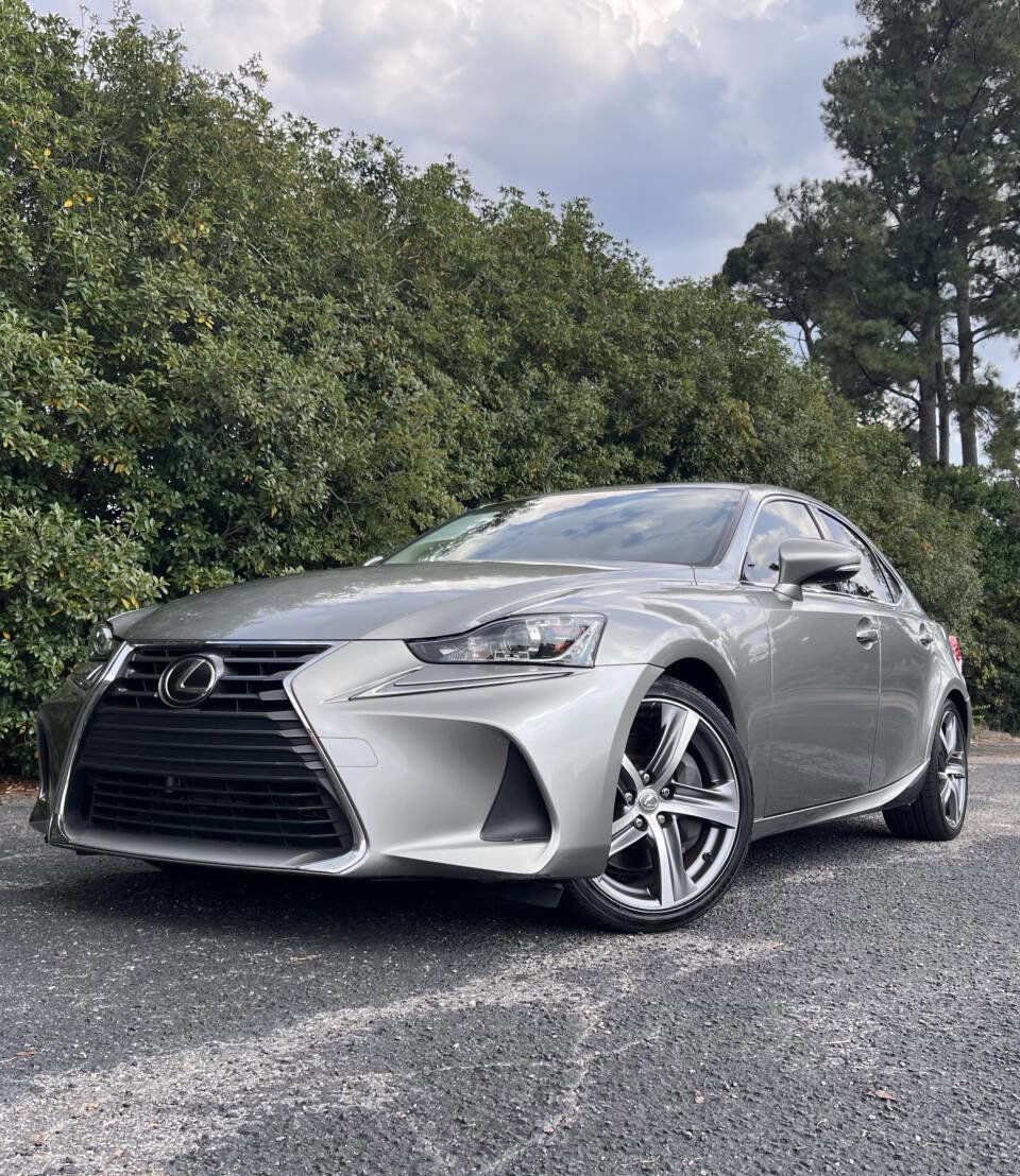 Used 2017 Lexus IS 300 AWD image 2