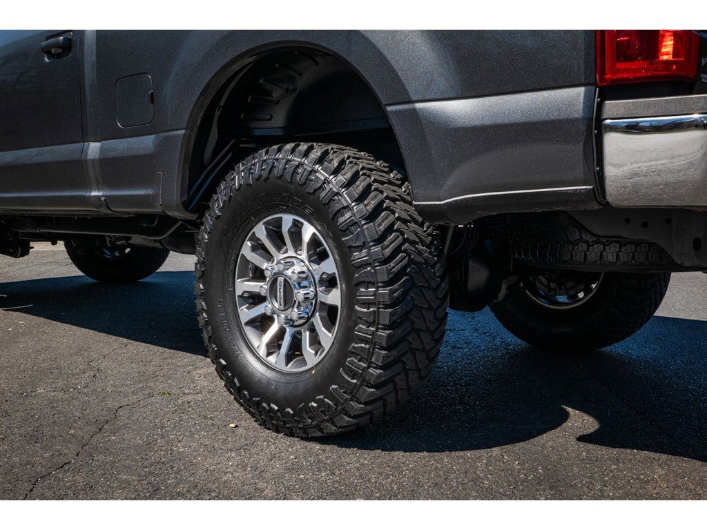 Used 2019 Ford F250 Lariat w/ Lariat Value Package image 8