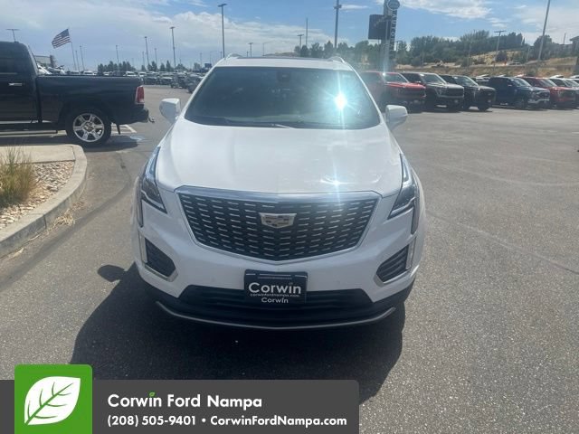 Used 2021 Cadillac XT5 Premium Luxury AWD/4WD image 2