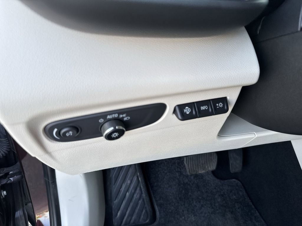 Certified 2023 Buick Envision Avenir AWD/4WD image 29