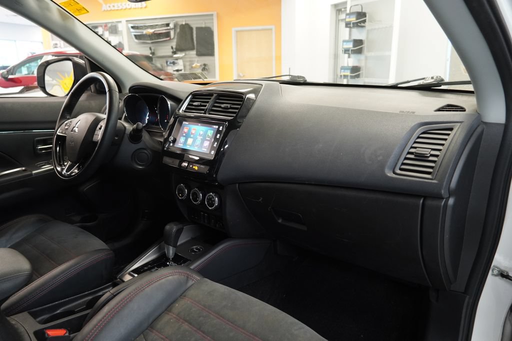 Used 2019 Mitsubishi Outlander Sport GT AWD/4WD image 32