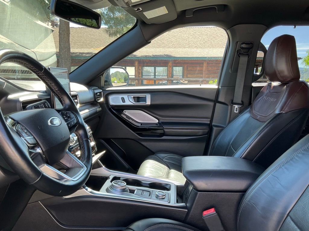 Used 2021 Ford Explorer Platinum w/ Equipment Group 601A image 53