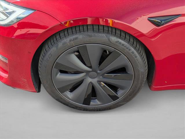 Used 2022 Tesla Model S image 24