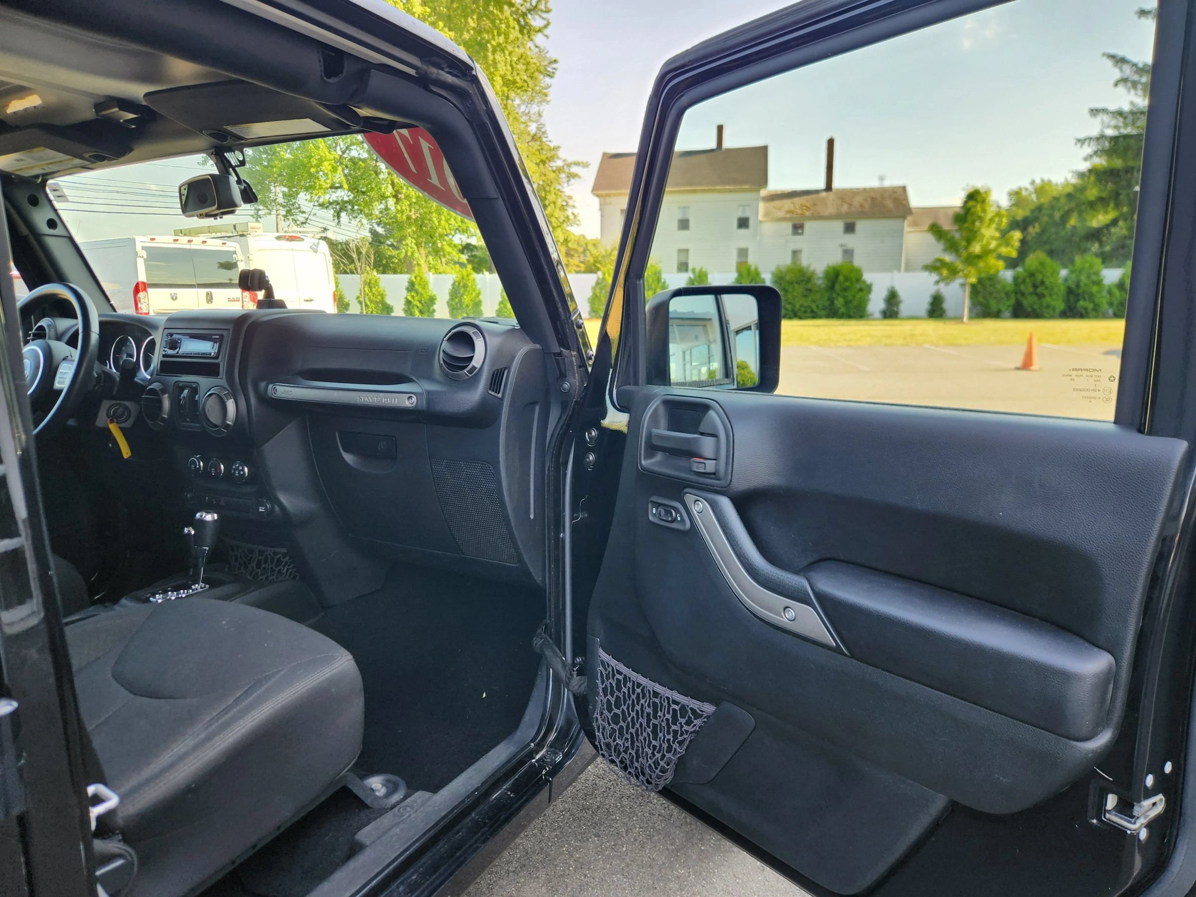 Used 2017 Jeep Wrangler Unlimited Sport w/ Quick Order Package 24S AWD/4WD image 36