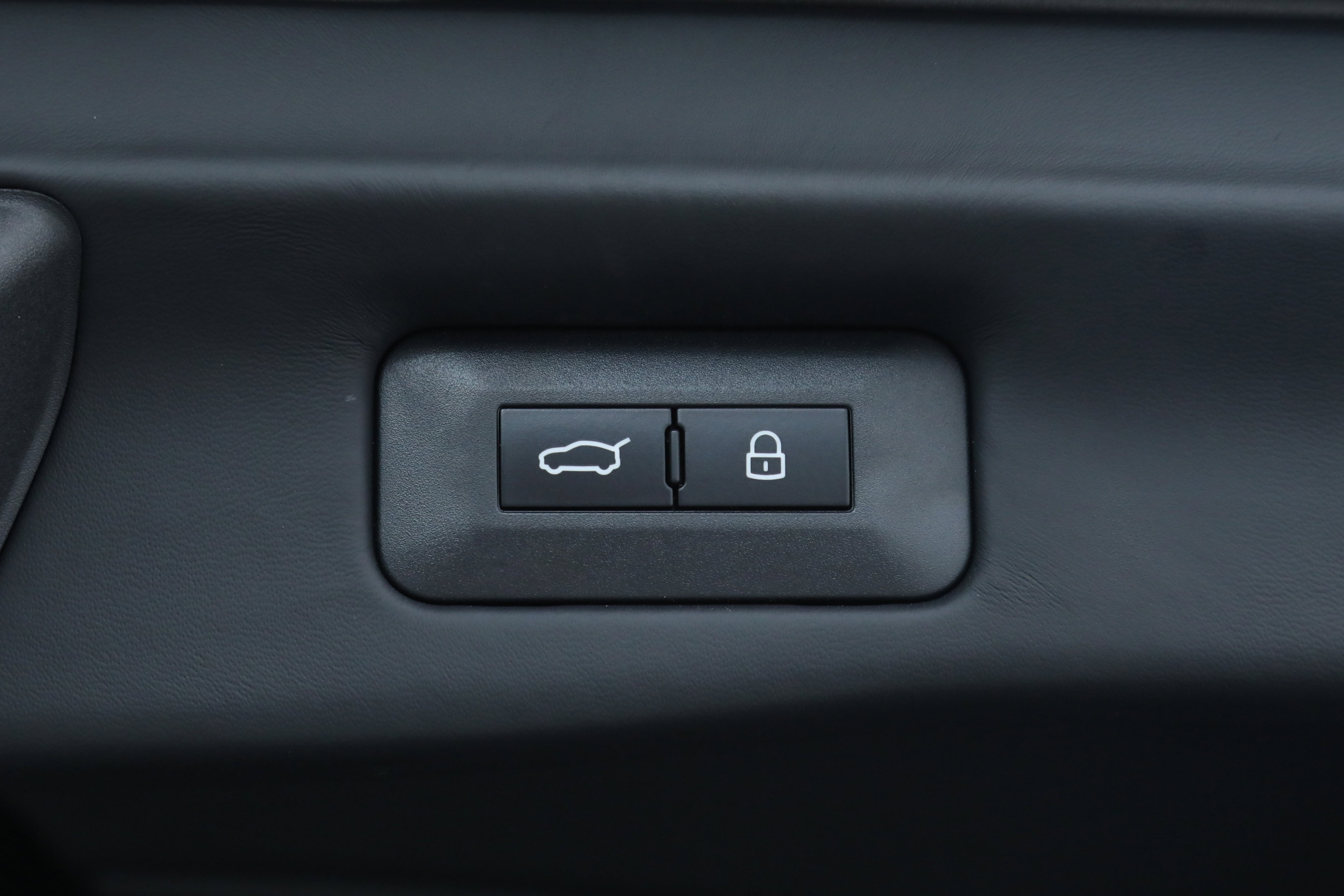 Certified 2024 Ferrari Purosangue image 65