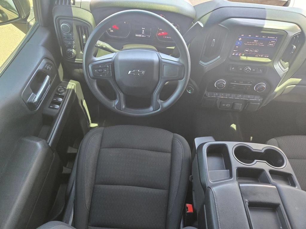 Used 2025 Chevrolet Silverado 1500 Custom Trail Boss AWD/4WD image 10
