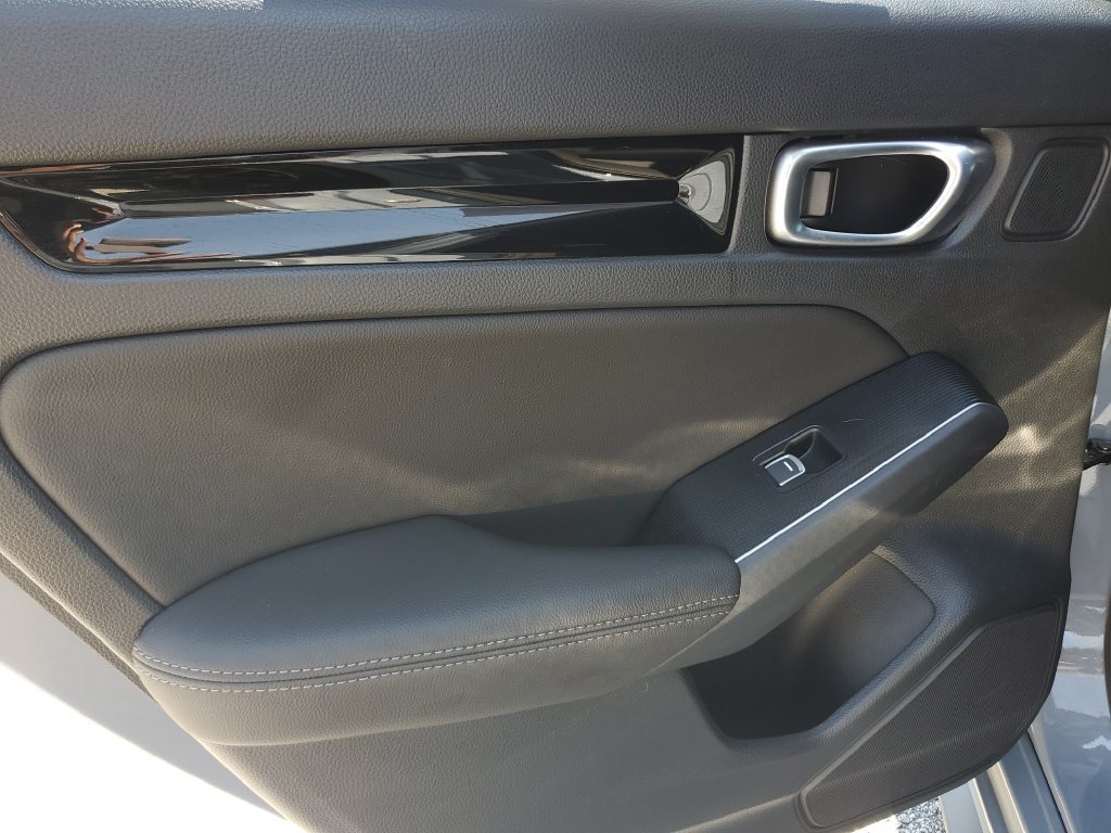 Used 2023 Honda Civic Sport Touring image 14