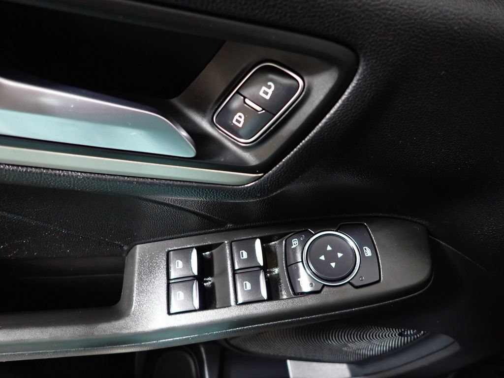 Used 2021 Ford Escape SE w/ Cold Weather Package FWD image 19