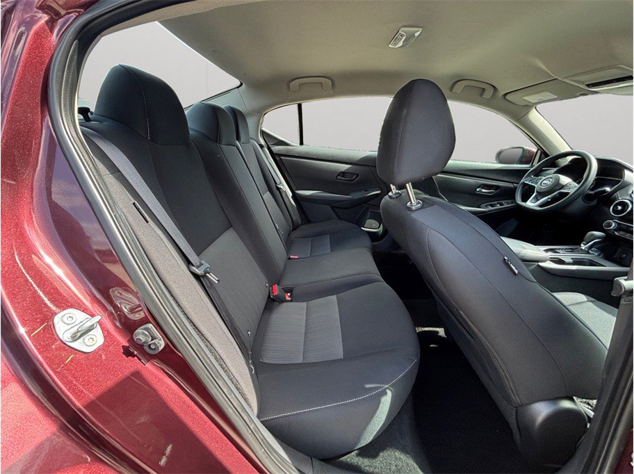 Used 2024 Nissan Sentra SV FWD image 35