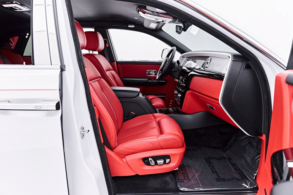 Used 2021 Rolls-Royce Phantom Sedan RWD image 36