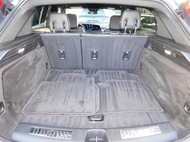 Used 2024 Cadillac XT4 Premium Luxury image 18