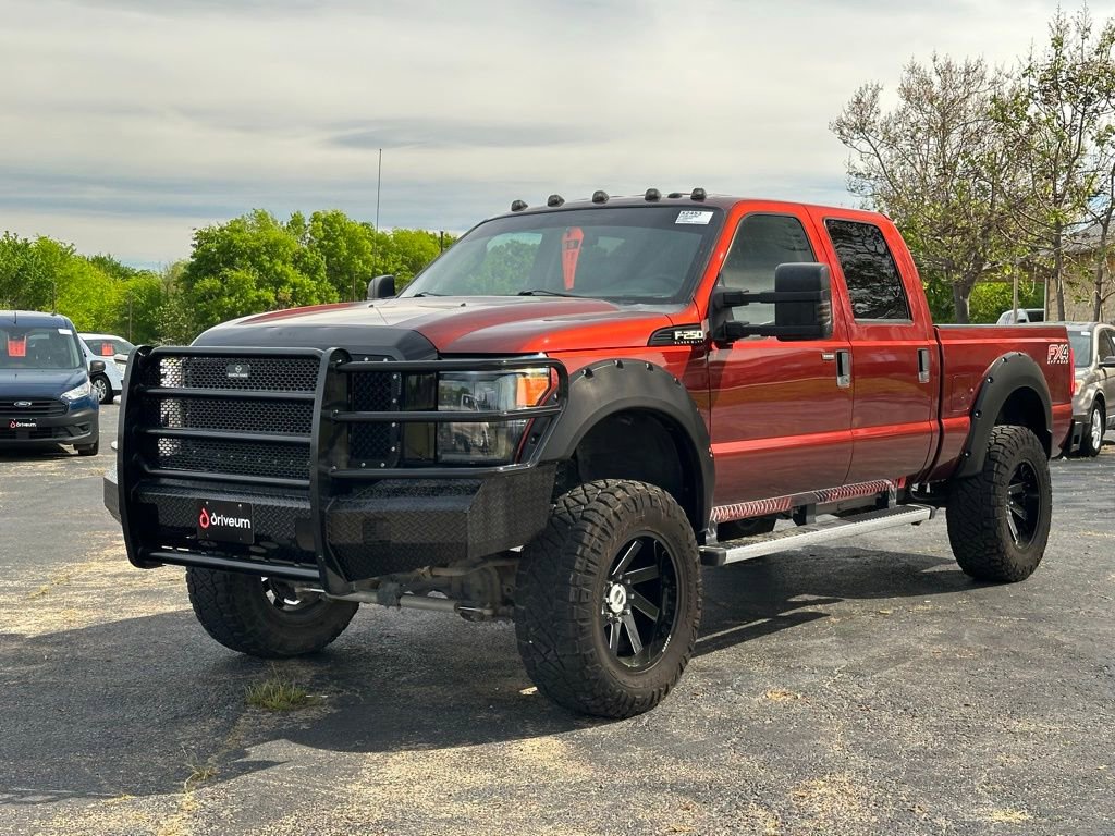 Used 2016 Ford F250 XLT w/ XLT Premium Package image 3