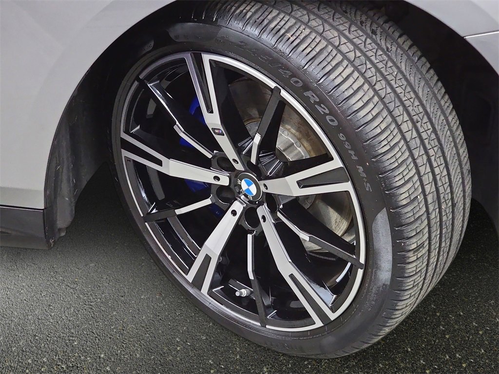 Used 2026 BMW 530i xDrive w/ M Sport Package image 35