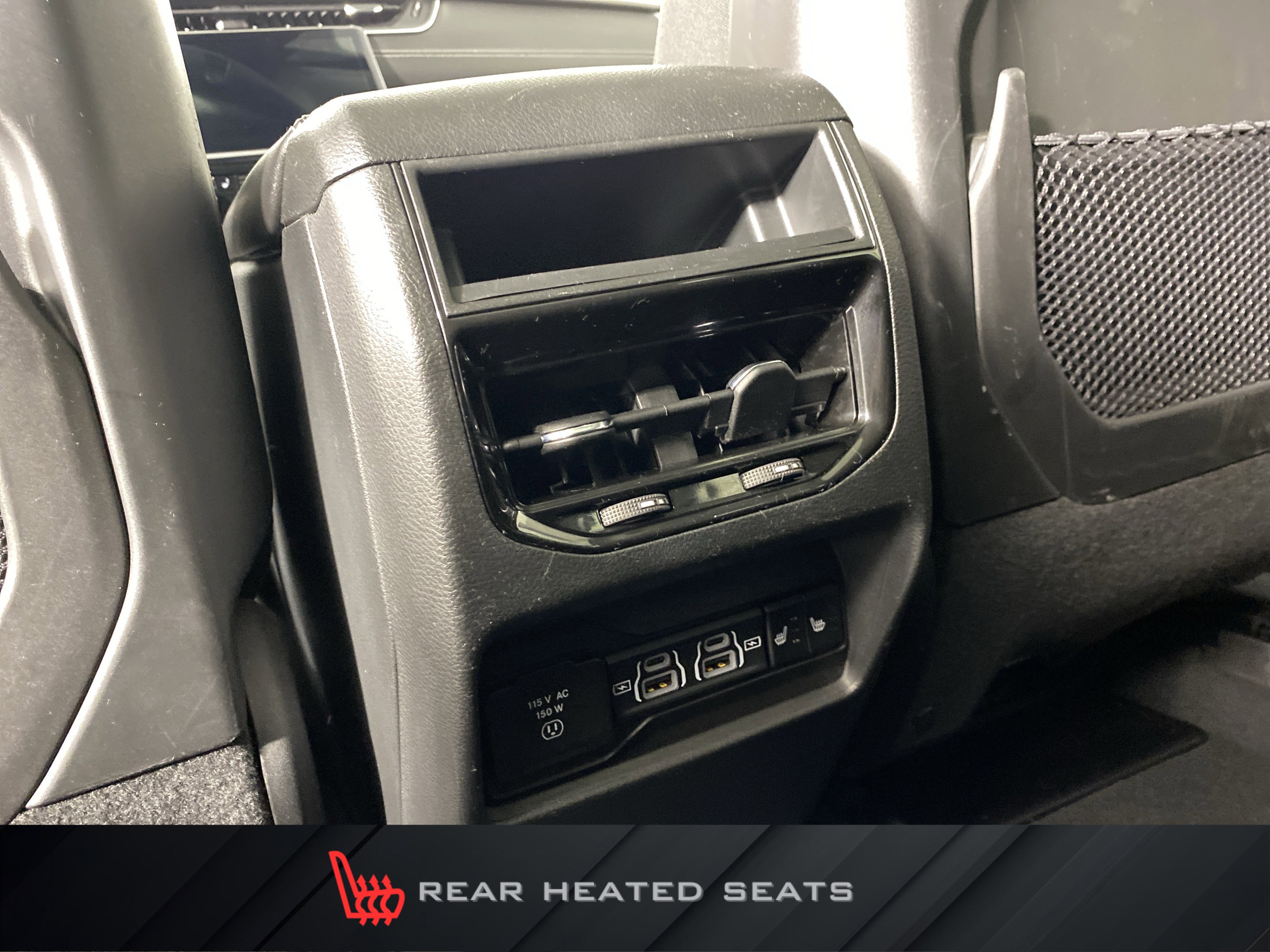 Used 2023 Jeep Grand Cherokee Limited image 34