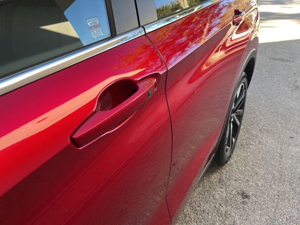 New 2025 Mitsubishi Outlander SE image 18