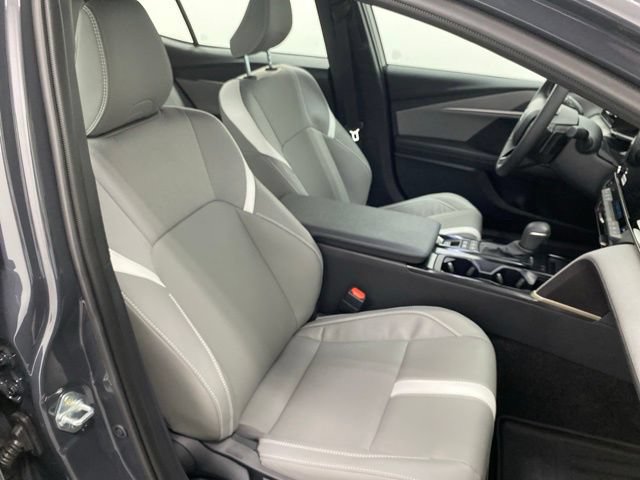 Used 2026 Toyota Camry SE AWD/4WD image 28