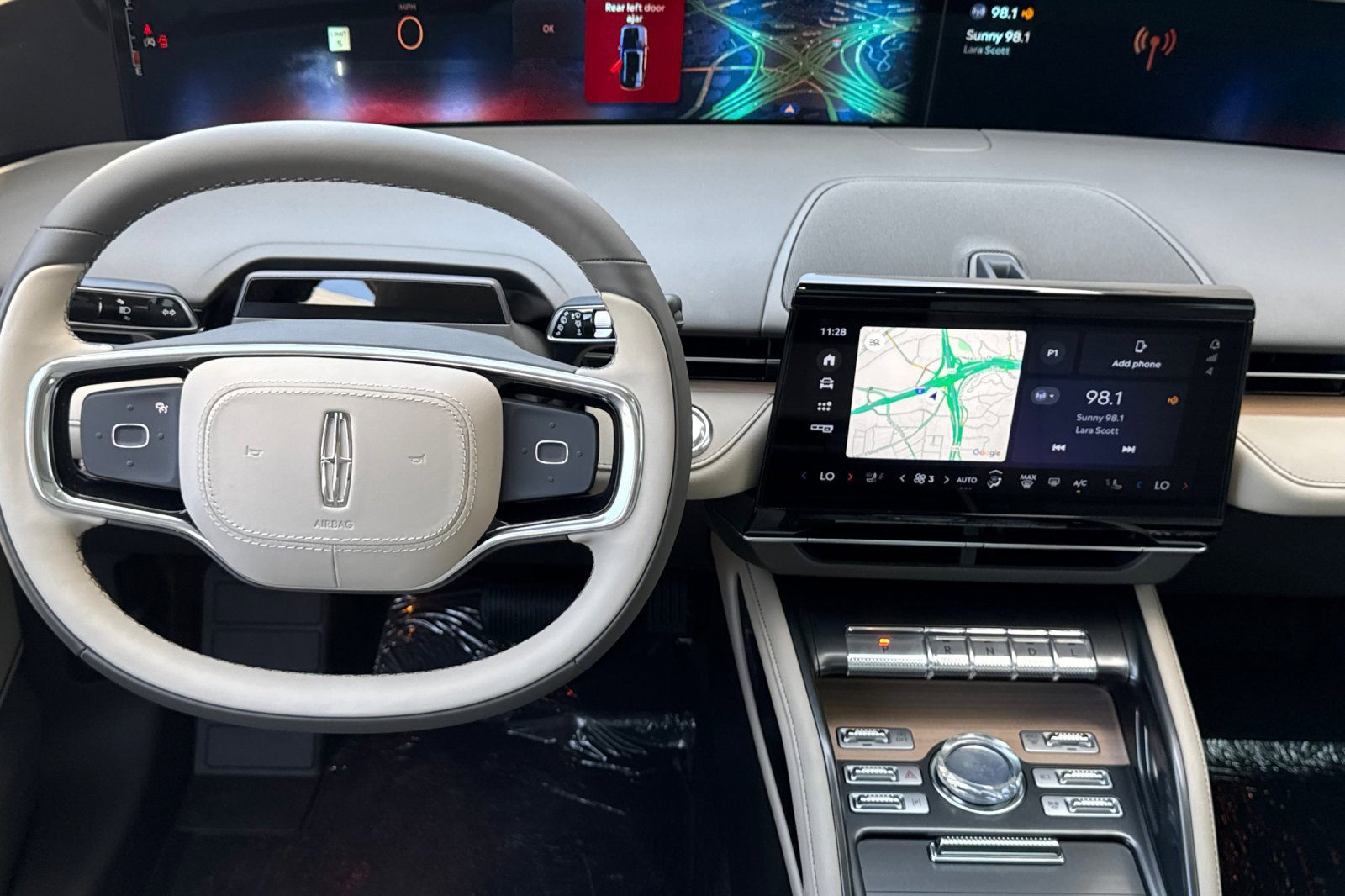New 2025 Lincoln Nautilus Reserve w/ Jet Appearance Package image 13