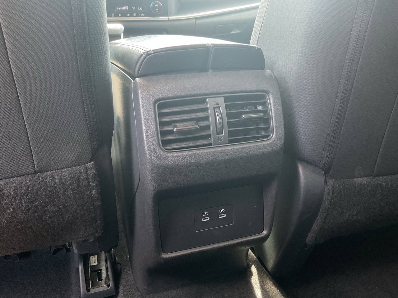 Used 2025 Nissan Rogue SV FWD image 10