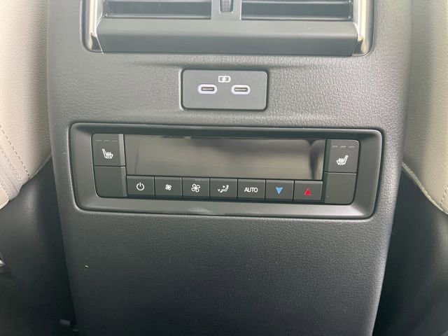 New 2026 MAZDA CX-90 Plug-In Hybrid w/ Preferred image 18