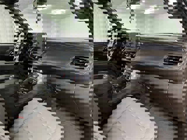 Certified 2023 GMC Yukon SLT w/ SLT Premium Package image 29