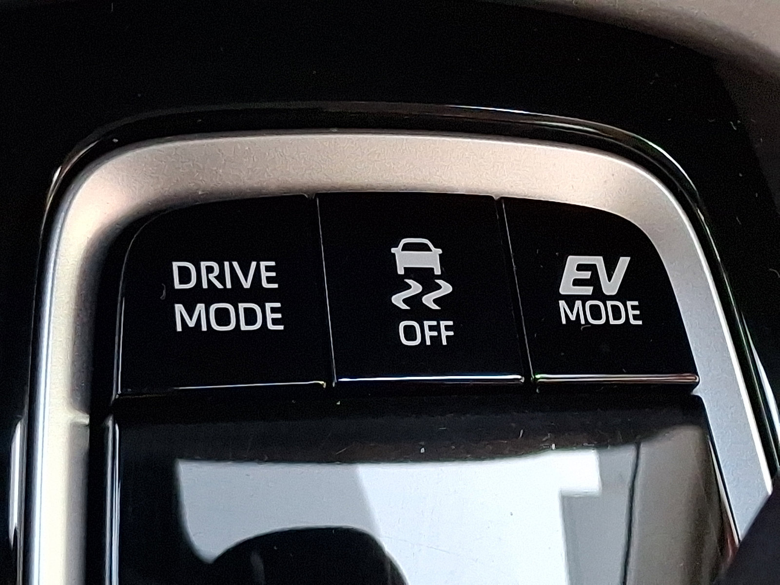 Certified 2023 Toyota Corolla LE image 24