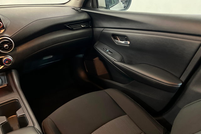 Used 2025 Nissan Sentra SV FWD image 10