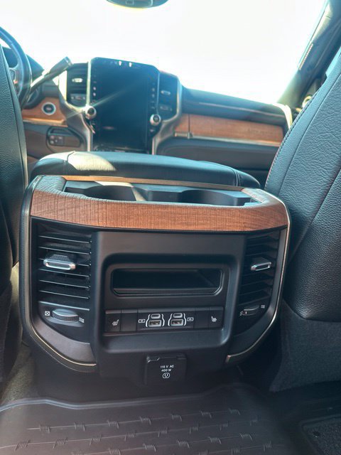 Used 2023 RAM 2500 Limited AWD/4WD image 34
