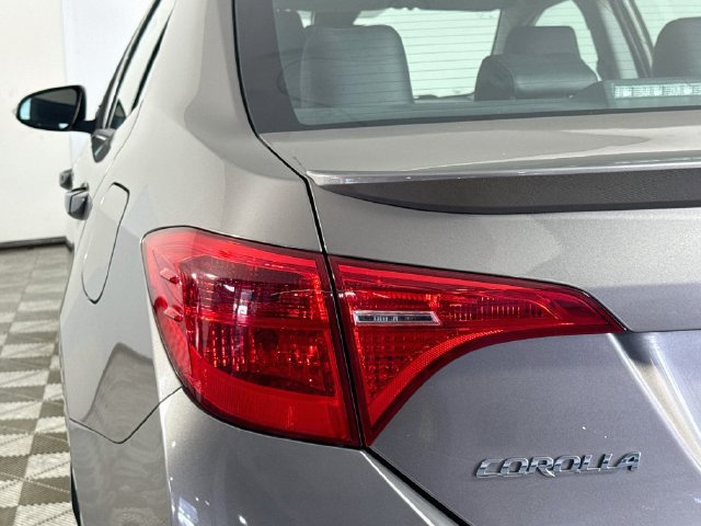 Used 2018 Toyota Corolla SE FWD image 34