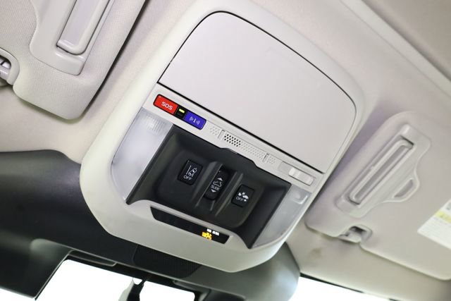 Used 2024 Subaru Forester Limited w/ Convenience Package image 27