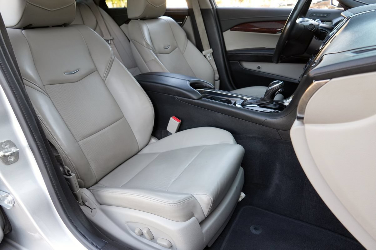 Used 2016 Cadillac ATS Luxury w/ Sun And Sound Package RWD image 8