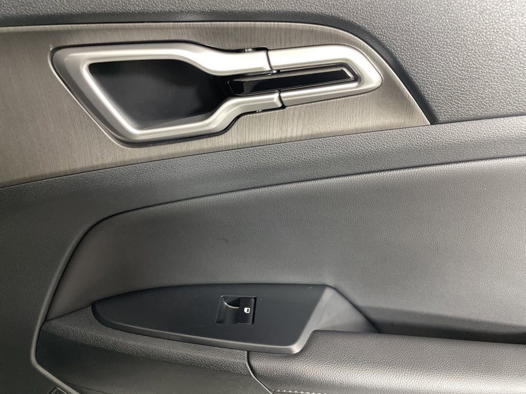 New 2026 Kia Sportage X-Line w/ X-Line Technology Package image 15