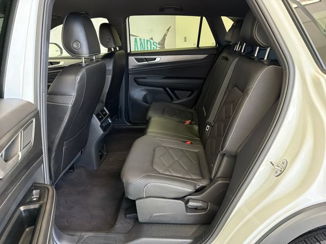 Used 2024 Volkswagen Atlas Cross Sport SE AWD/4WD image 26