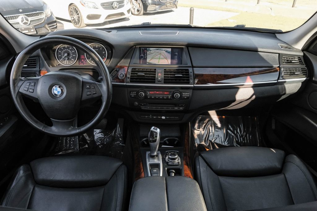 Used 2013 BMW X5 xDrive50i image 11