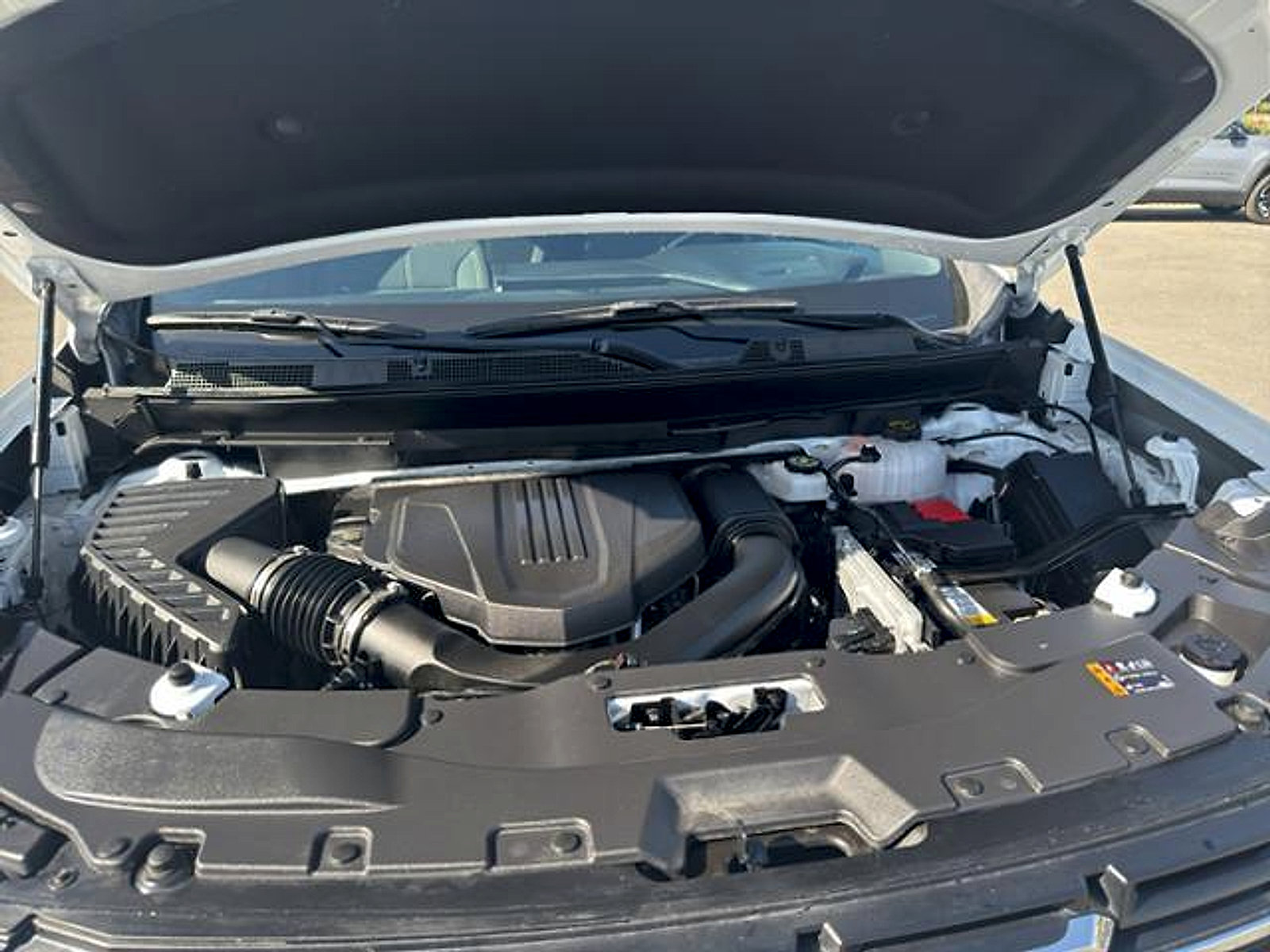 Used 2025 GMC Acadia Elevation AWD/4WD image 11