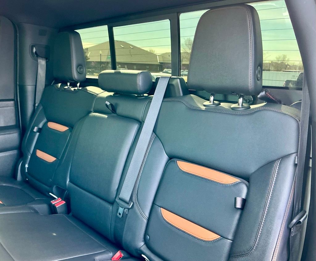 Used 2022 GMC Sierra 2500 AT4 w/ AT4 Premium Plus Package image 31