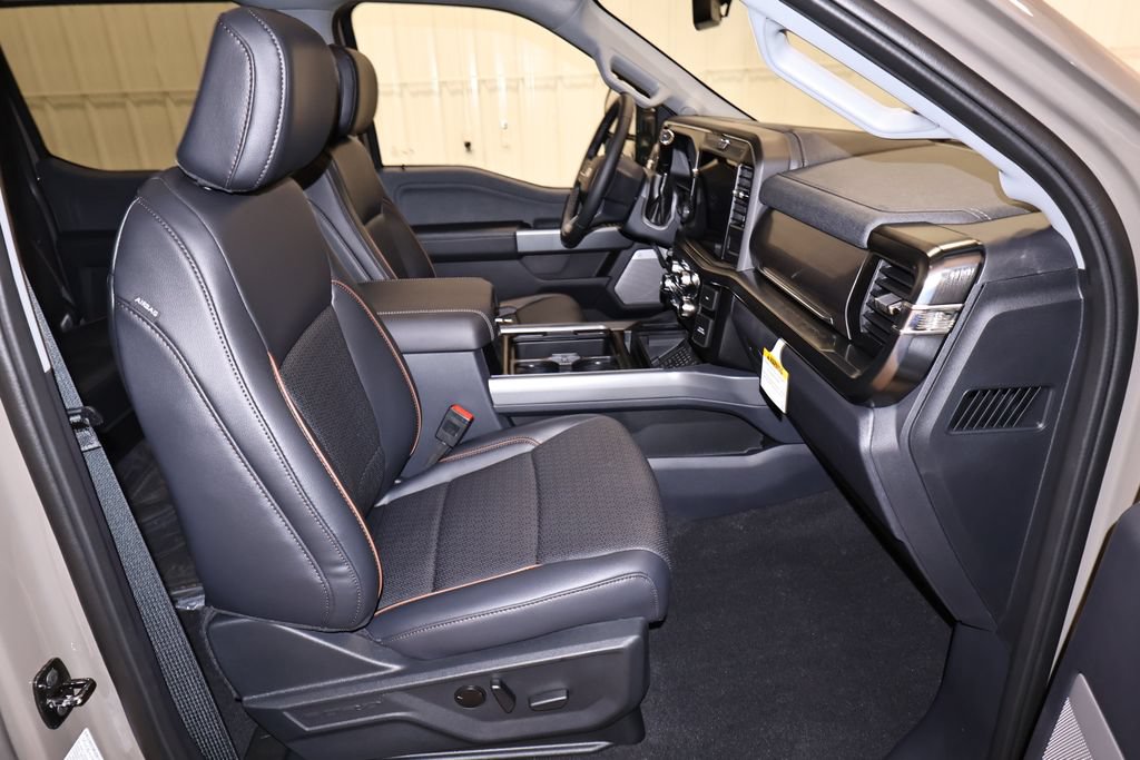 New 2026 Ford F350 Lariat w/ Lariat Premium Package AWD/4WD image 17