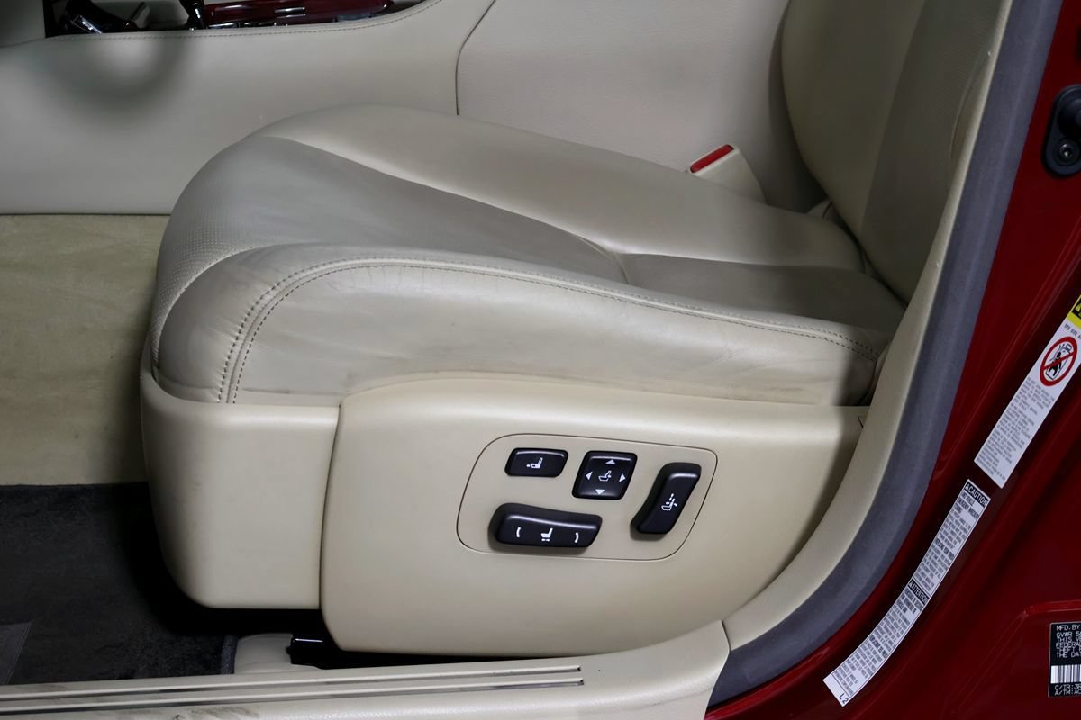 Used 2011 Lexus LS 460 L w/ Luxury Pkg AWD/4WD image 23