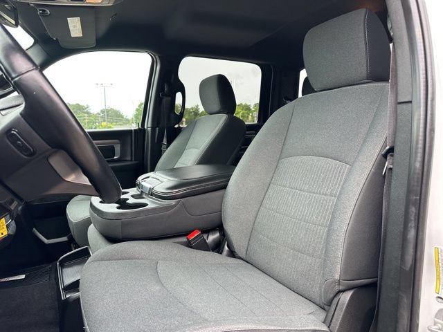 Used 2021 RAM 1500 Classic Warlock w/ Luxury Group RWD image 10