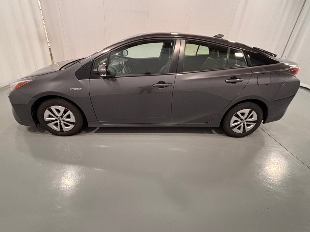 Used 2018 Toyota Prius Four w/ Advanced Technology Package image 8