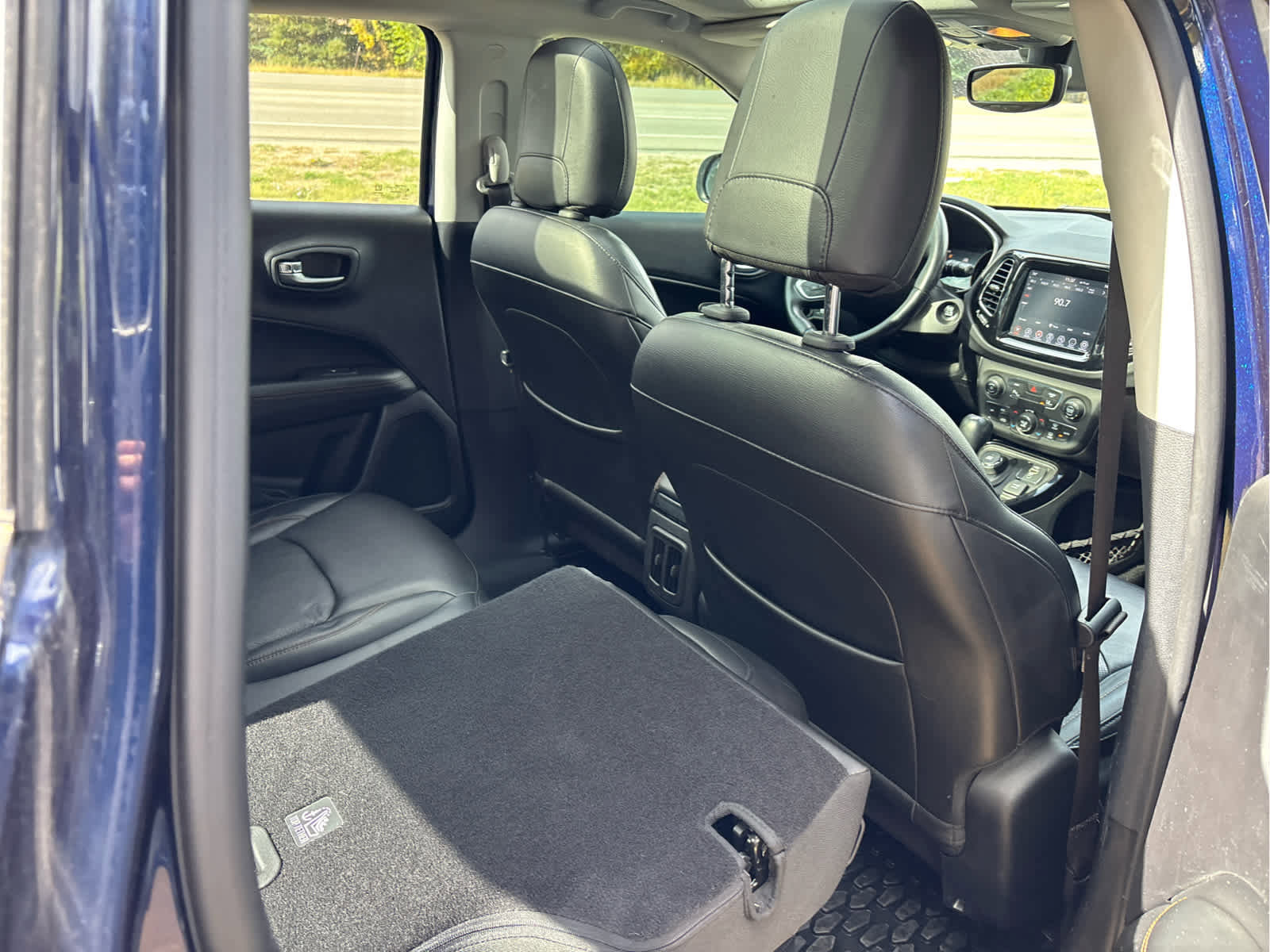 Used 2018 Jeep Compass Limited image 21