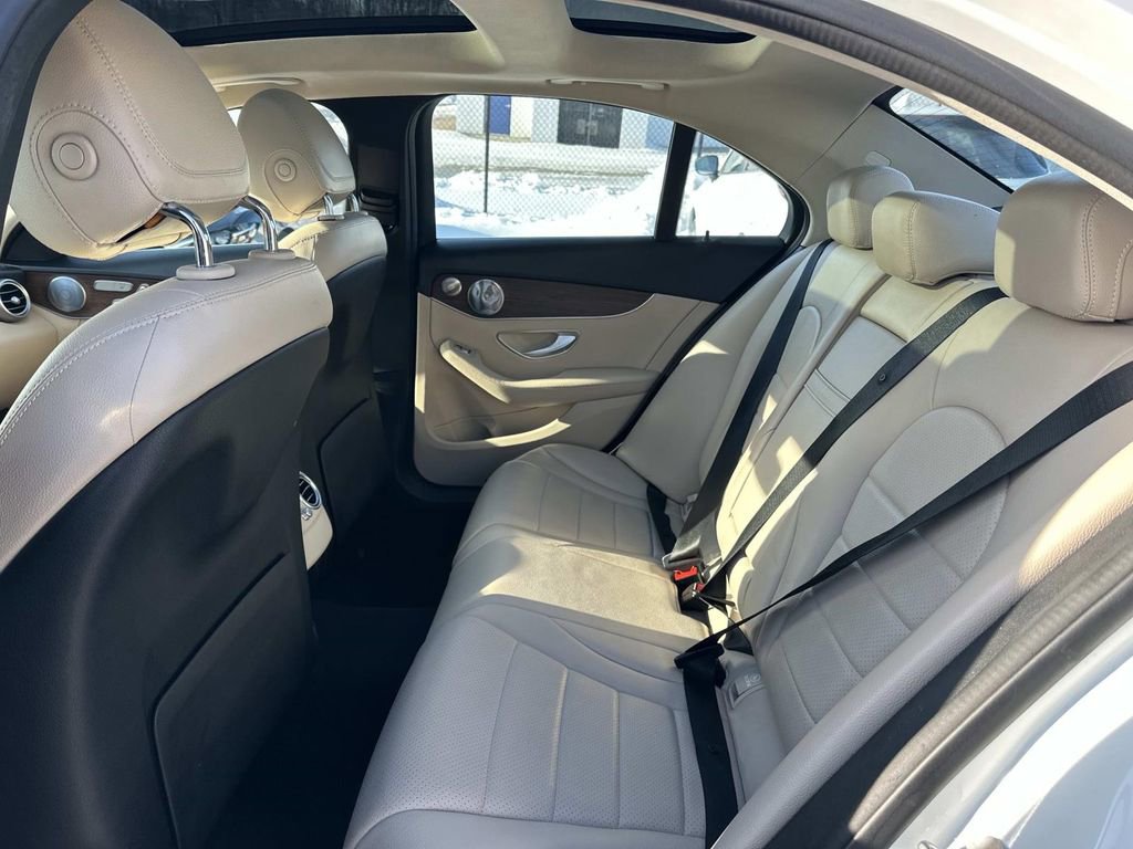 Used 2019 Mercedes-Benz C 300 4MATIC Sedan image 27