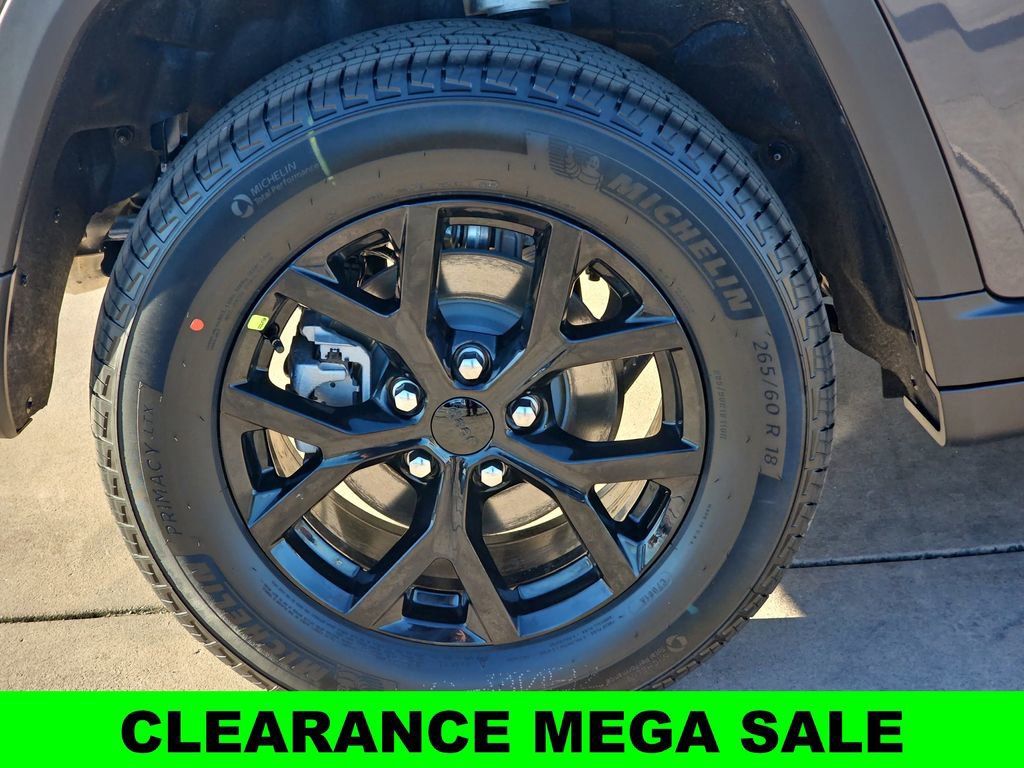 New 2025 Jeep Grand Cherokee Altitude image 38