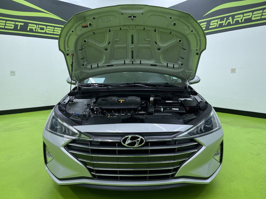 Used 2019 Hyundai Elantra SE image 4